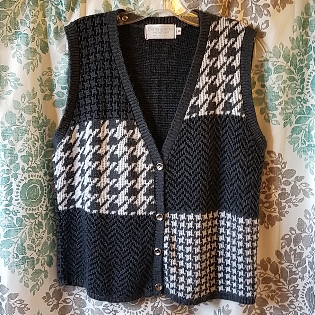 United States Sweaters Brand Vest Sz S